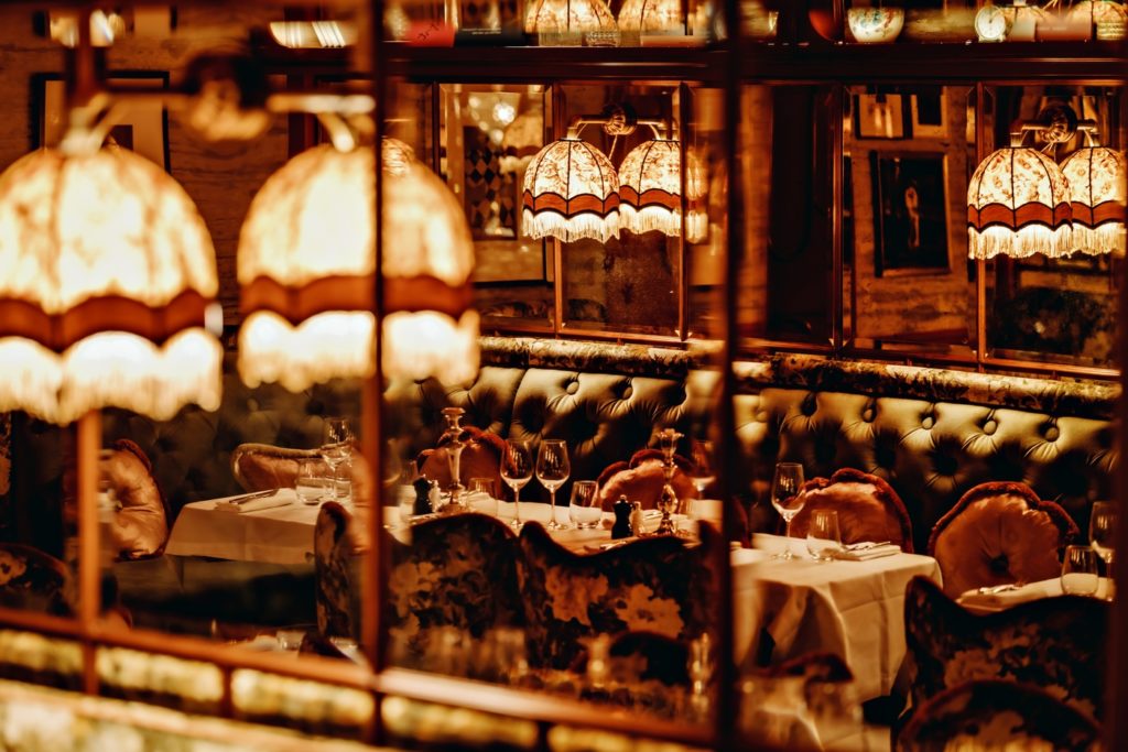 Restaurant mondaine daphne desjeux